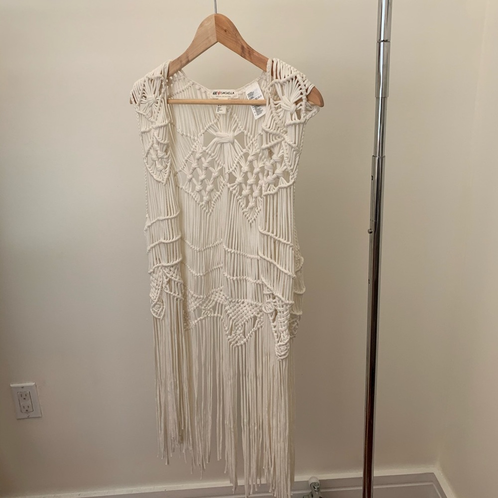 H&M Coachella cream sleeveless top - Never worn!